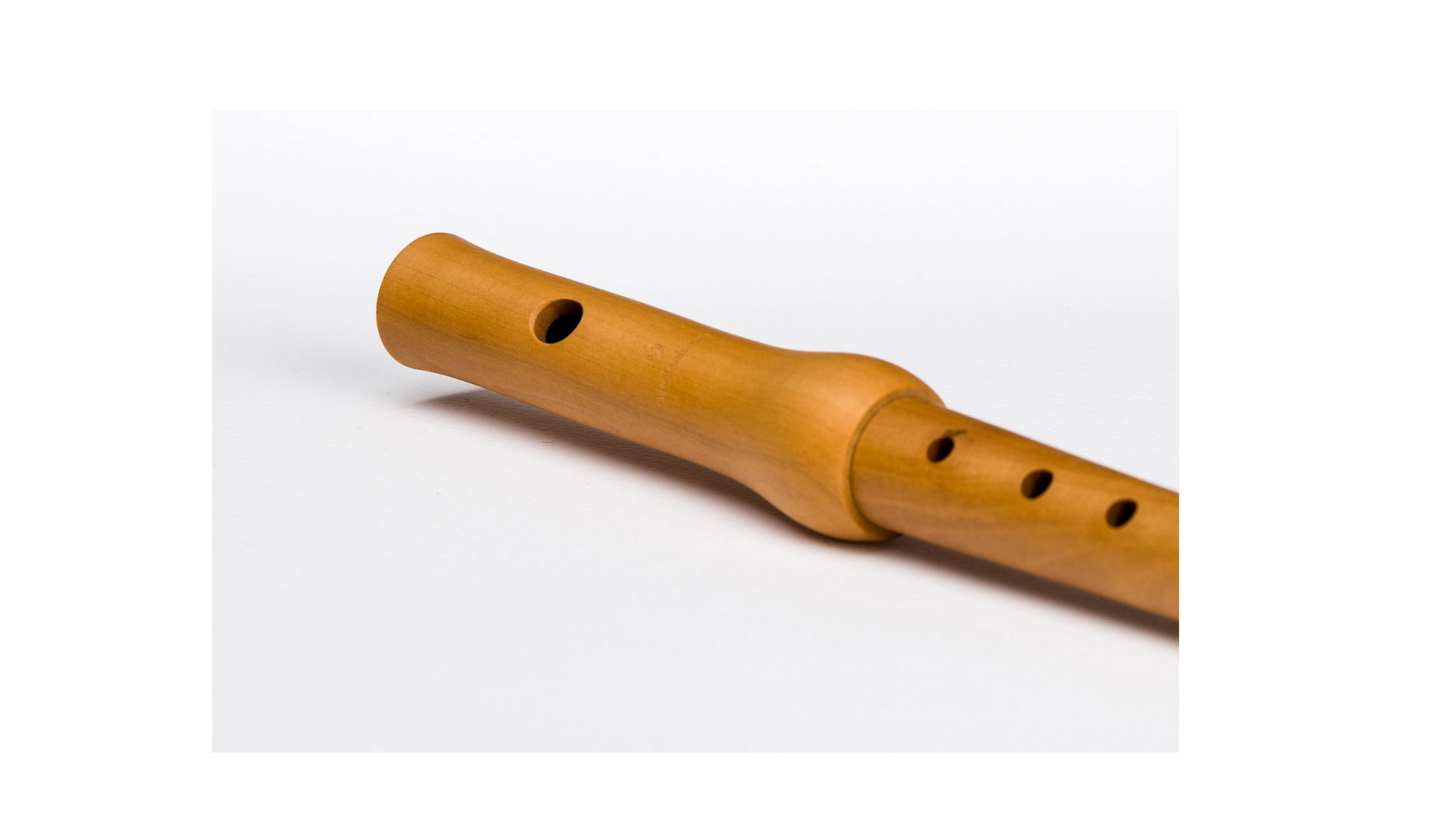 Mollenhauer, "Picco", small transverse flute in c'', german double hole, pearwood